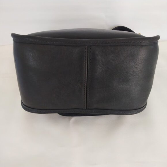Coach Vintage Black Leather Legacy Janice Crossbody - Picture 11 of 15